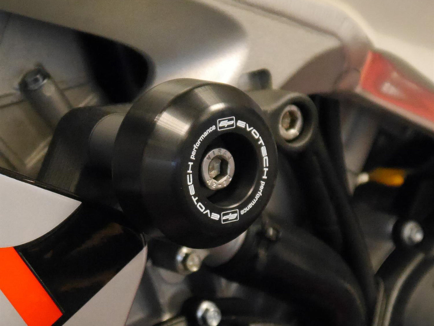 EVOTECH Aprilia RSV4 (09/20) Frame Crash Protection Sliders