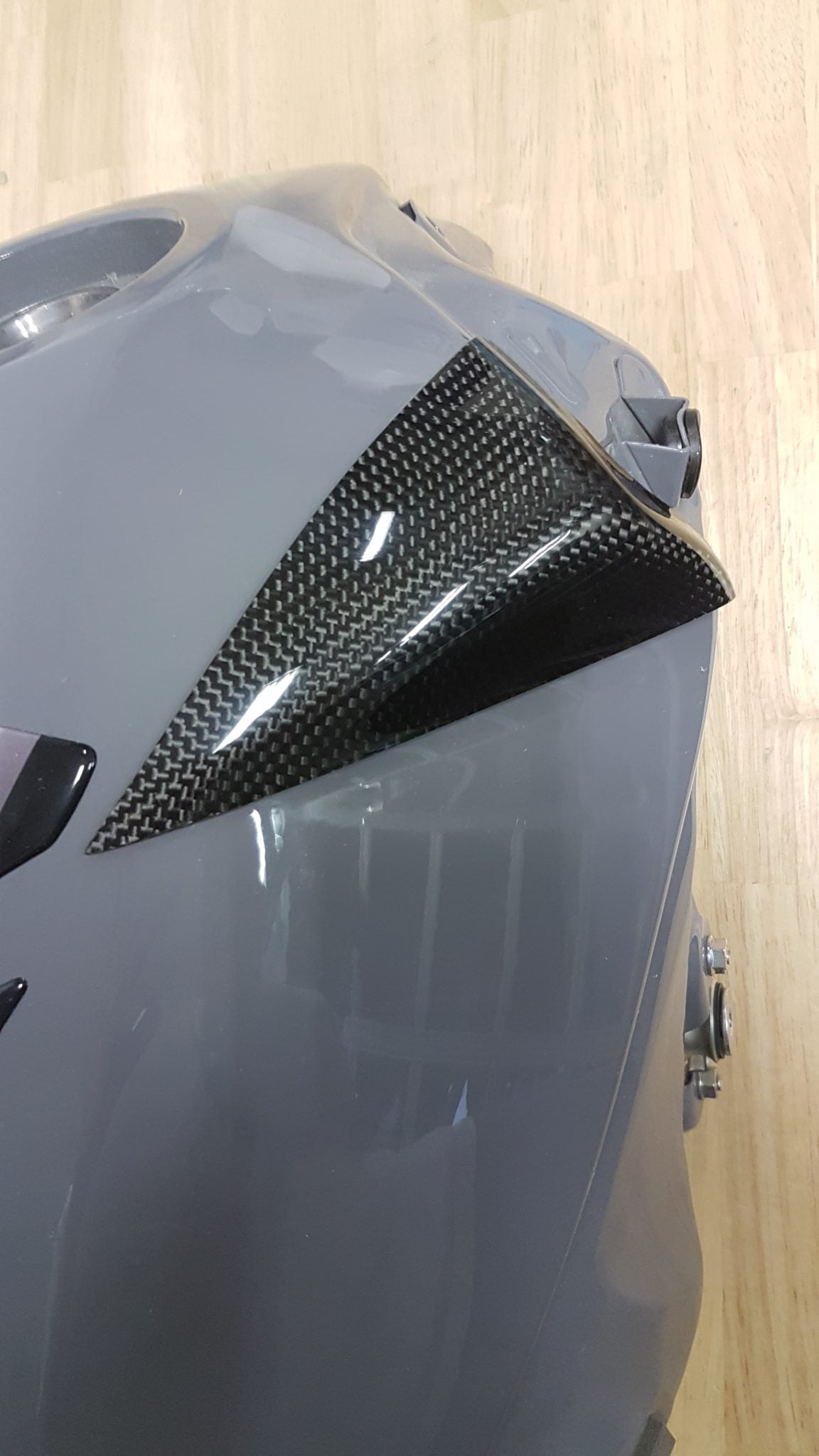 CARBON2RACE Yamaha MT-10 (2016+) Carbon Tank Sliders