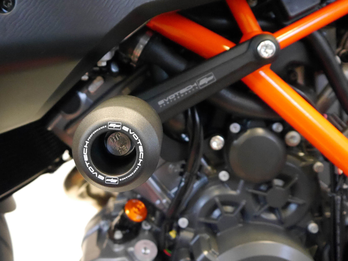 EVOTECH KTM 1290 Super Duke GT Frame Crash Protection Sliders