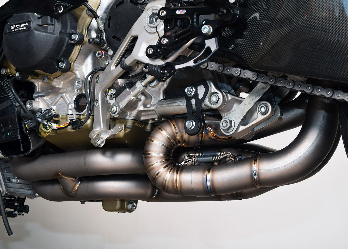 パーツ Ducati V4S - Spark 3/4 Underseat Exhaust SPARK Ducati Panigale V4 Full Titanium Exhaust System 