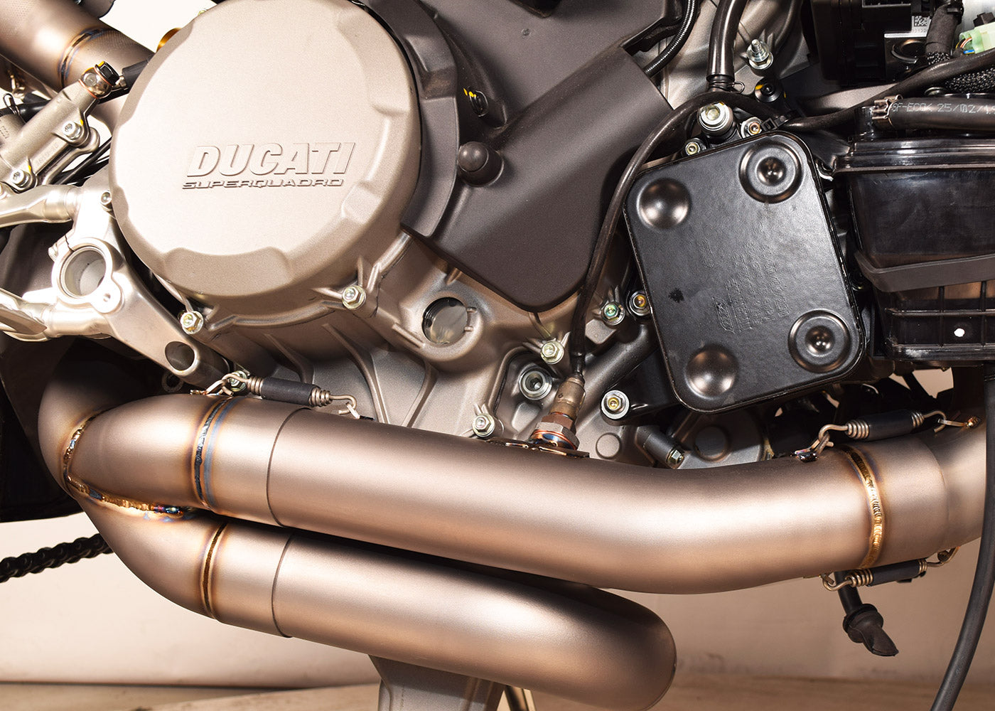 SPARK GDU8832 Ducati Panigale V2 / Streetfighter V2 Full Titanium Exhaust System "GRID-O" (racing) – Accessories in the 2WheelsHero Motorcycle Aftermarket Accessories and Parts Online Shop