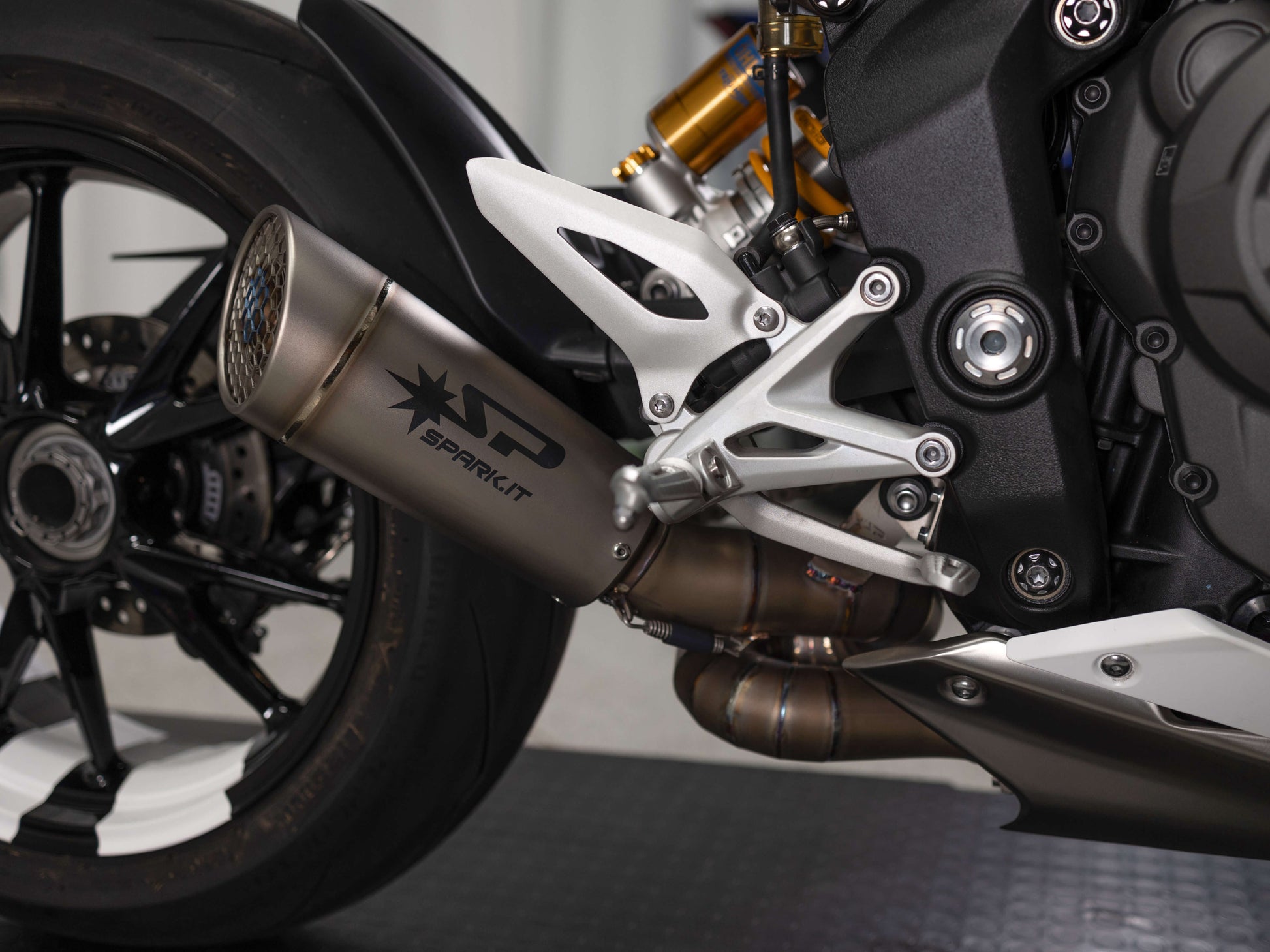 SPARK GTR0107 Triumph Speed Triple 1200RR / 1200RS (2021+) Titanium Slip-on Exhaust "Grid-O" (racing) – Accessories in the 2WheelsHero Motorcycle Aftermarket Accessories and Parts Online Shop