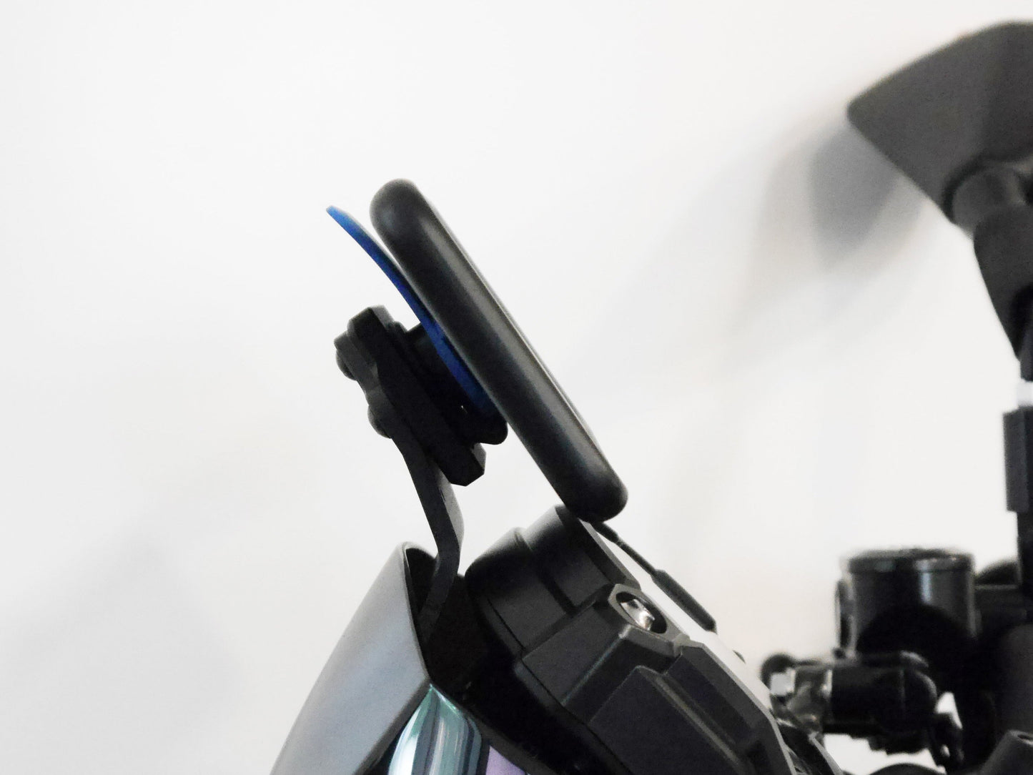 EVOTECH Kawasaki Z400 Phone / GPS Mount "Quad Lock"