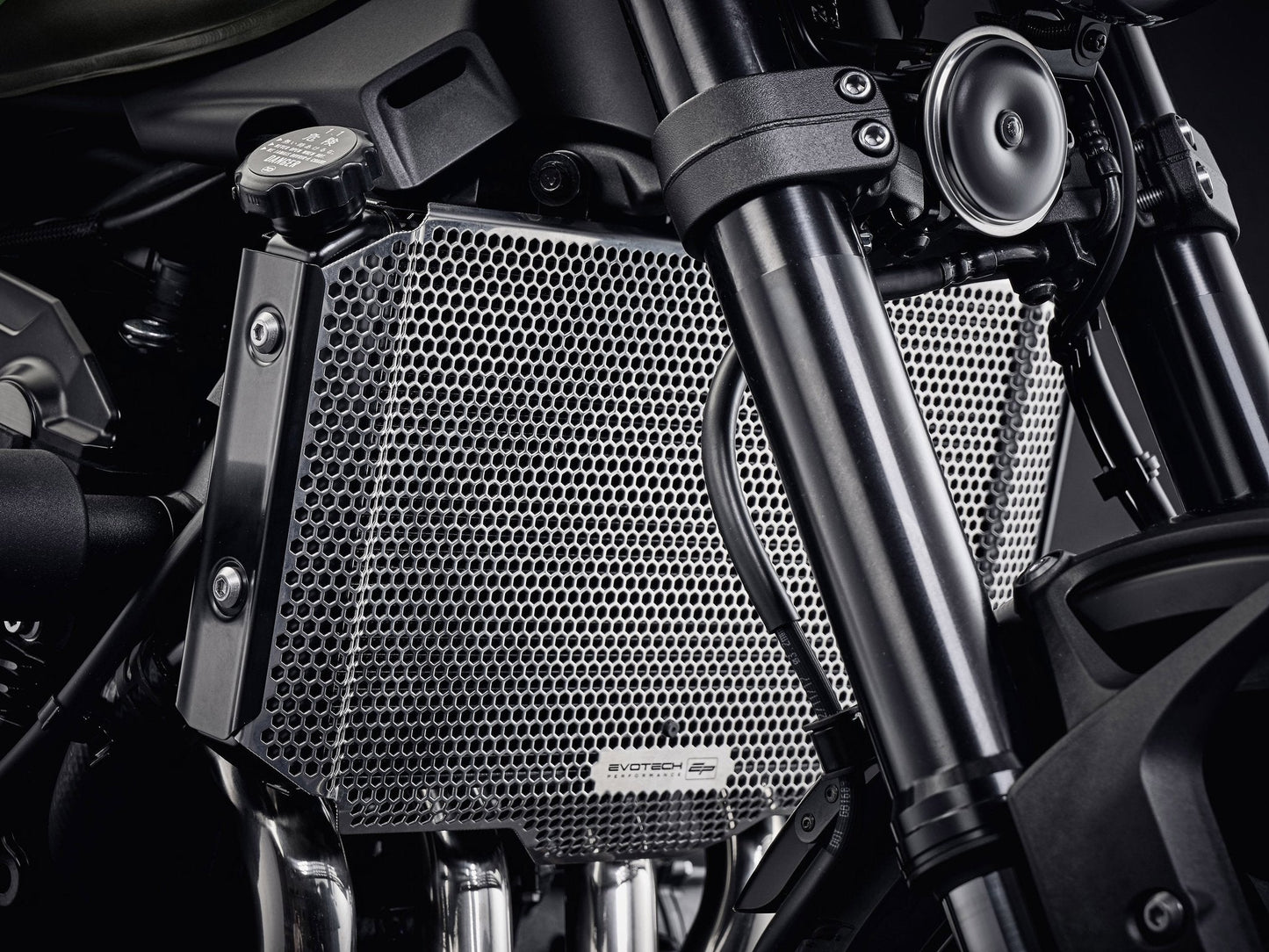 EVOTECH Kawasaki Z900RS (18/20) Radiator Guard