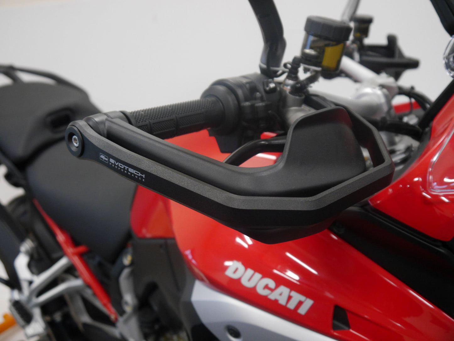 EVOTECH Ducati Multistrada V4 (2021+) Handguard Protectors Kit