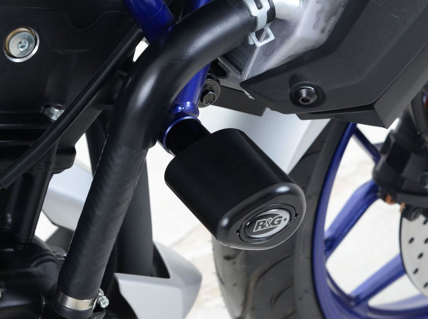 CP0406 - R&G RACING Yamaha MT-25 / MT-03 Frame Crash Protection Sliders "Aero" – Accessories in the 2WheelsHero Motorcycle Aftermarket Accessories and Parts Online Shop