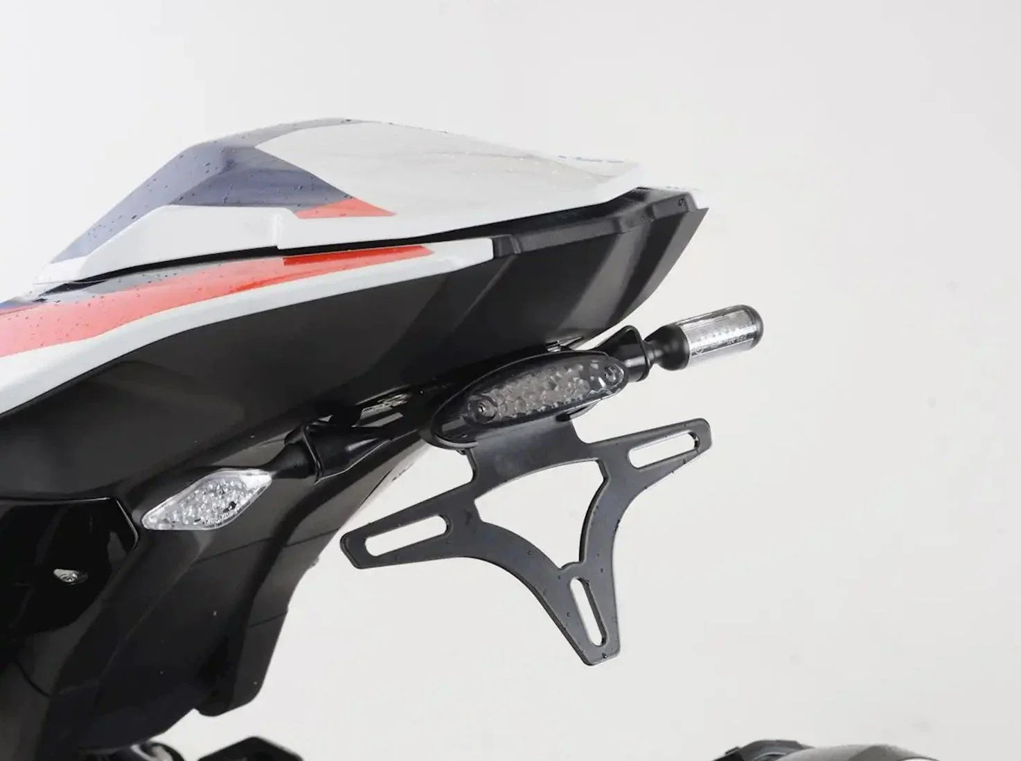 LP0271 - R&G RACING BMW S1000RR / S1000R / M1000RR Tail Tidy (with aftermarket indicators) – Accessories in the 2WheelsHero Motorcycle Aftermarket Accessories and Parts Online Shop