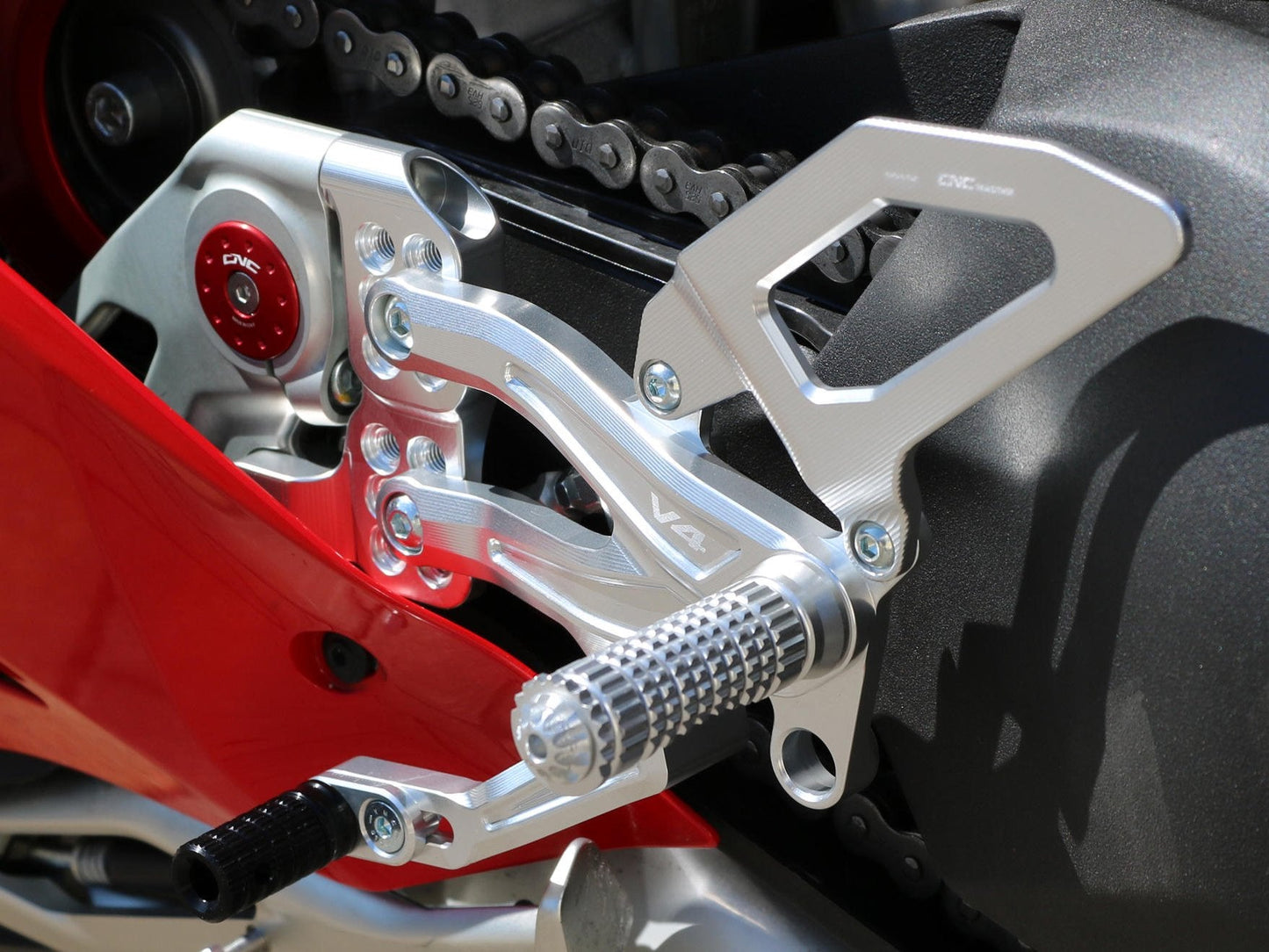 PE406 - CNC RACING Ducati Panigale V4 Adjustable Rearset "RPS"