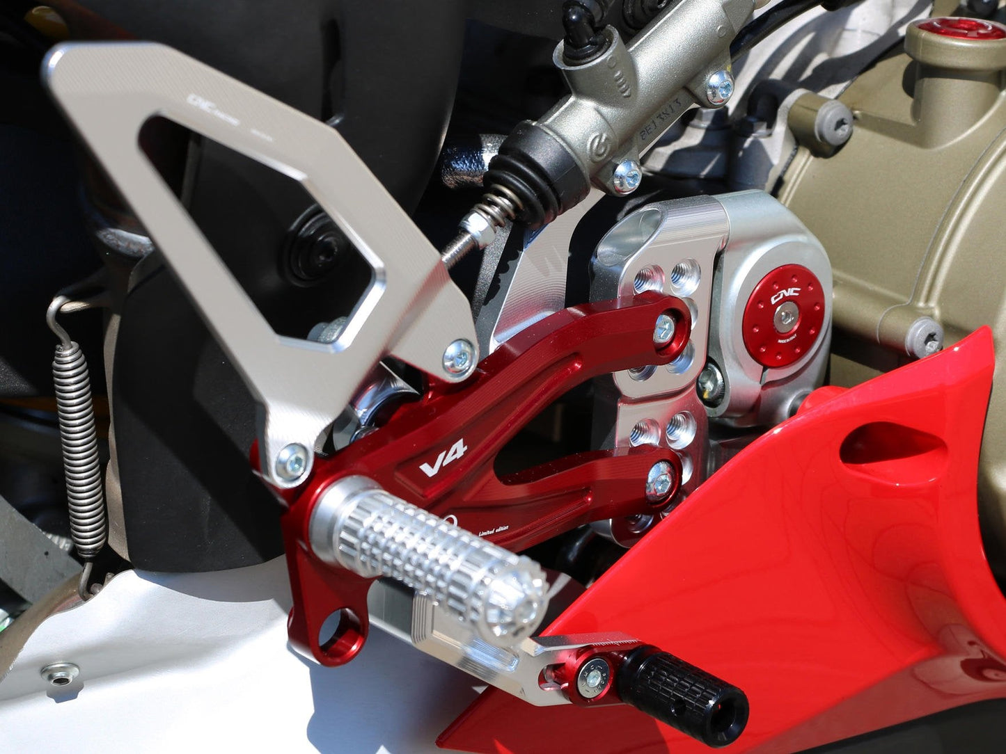 PE407PR - CNC RACING Ducati Panigale V4 Adjustable Rearset "Easy" (Pramac Racing Limited Edition)