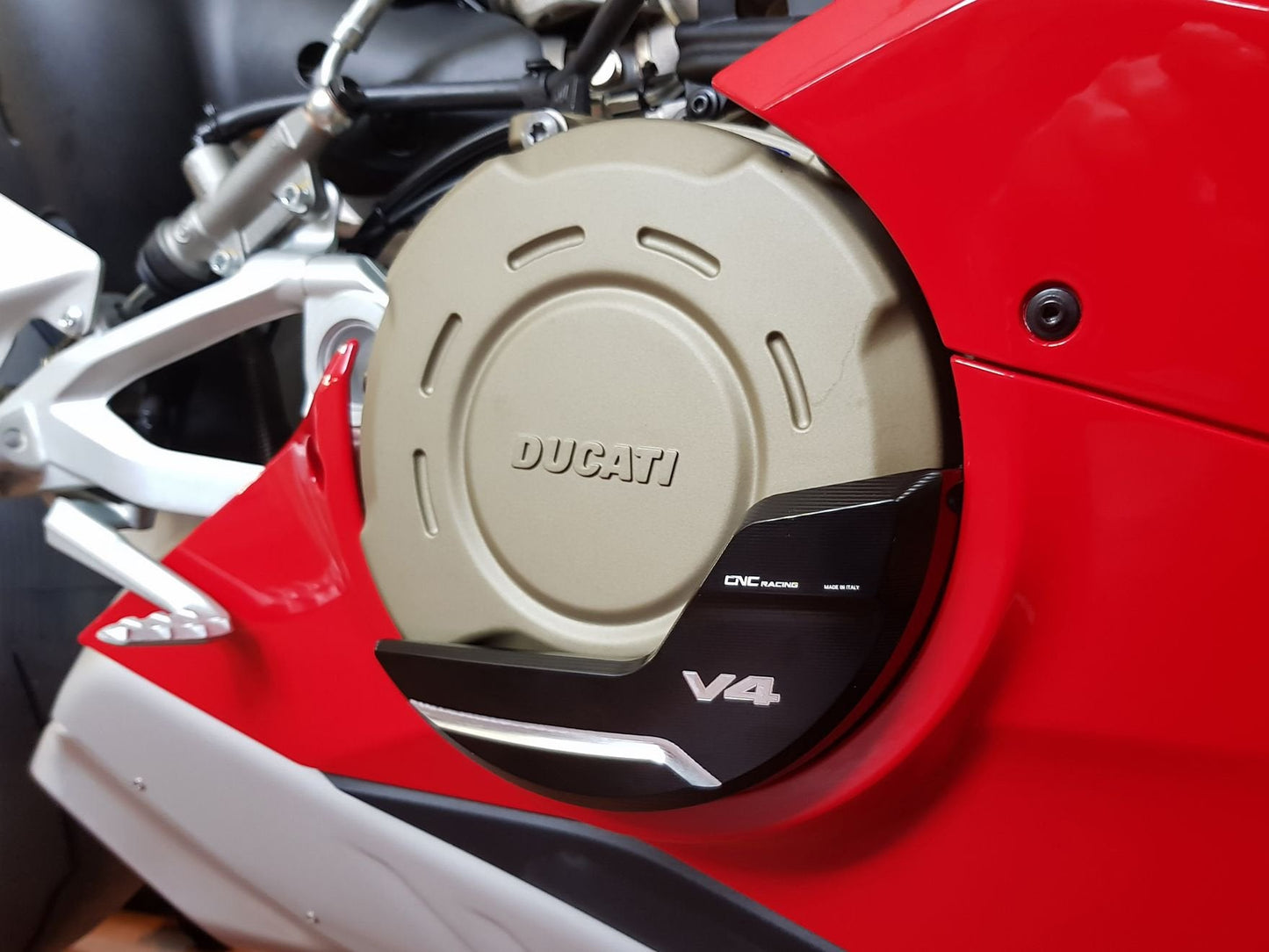 PR310 - CNC RACING Ducati Panigale V4 Clutch Cover Protector