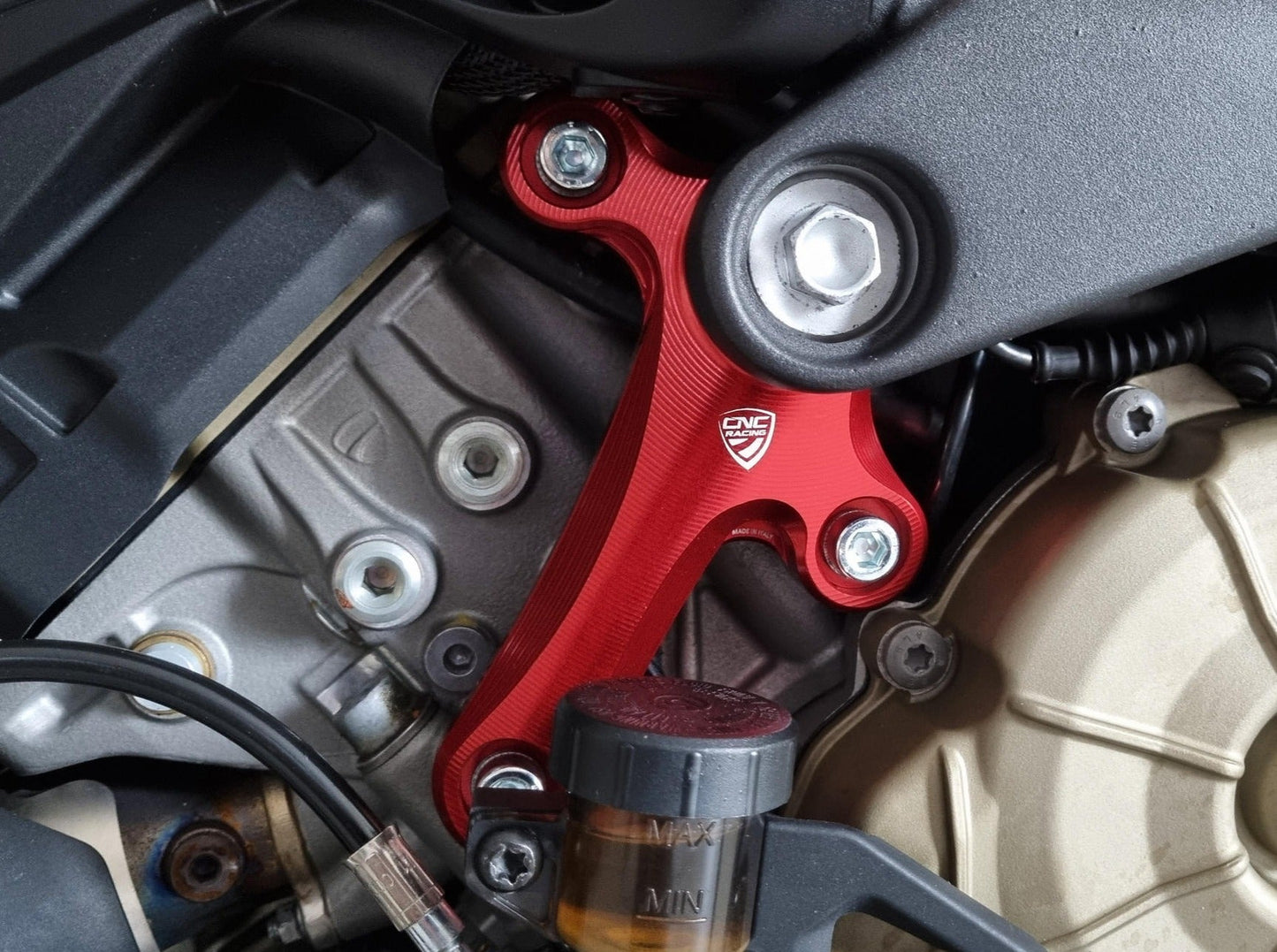 STM01 - CNC RACING Ducati Panigale V4 / Streetfighter (2018+) Engine Holder (right side)