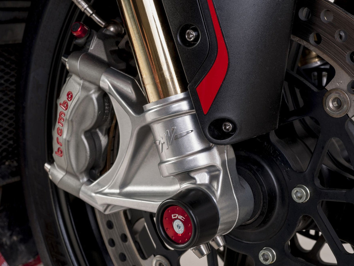 TP433 - CNC RACING MV Agusta Brutale / F4 Front Wheel Slider