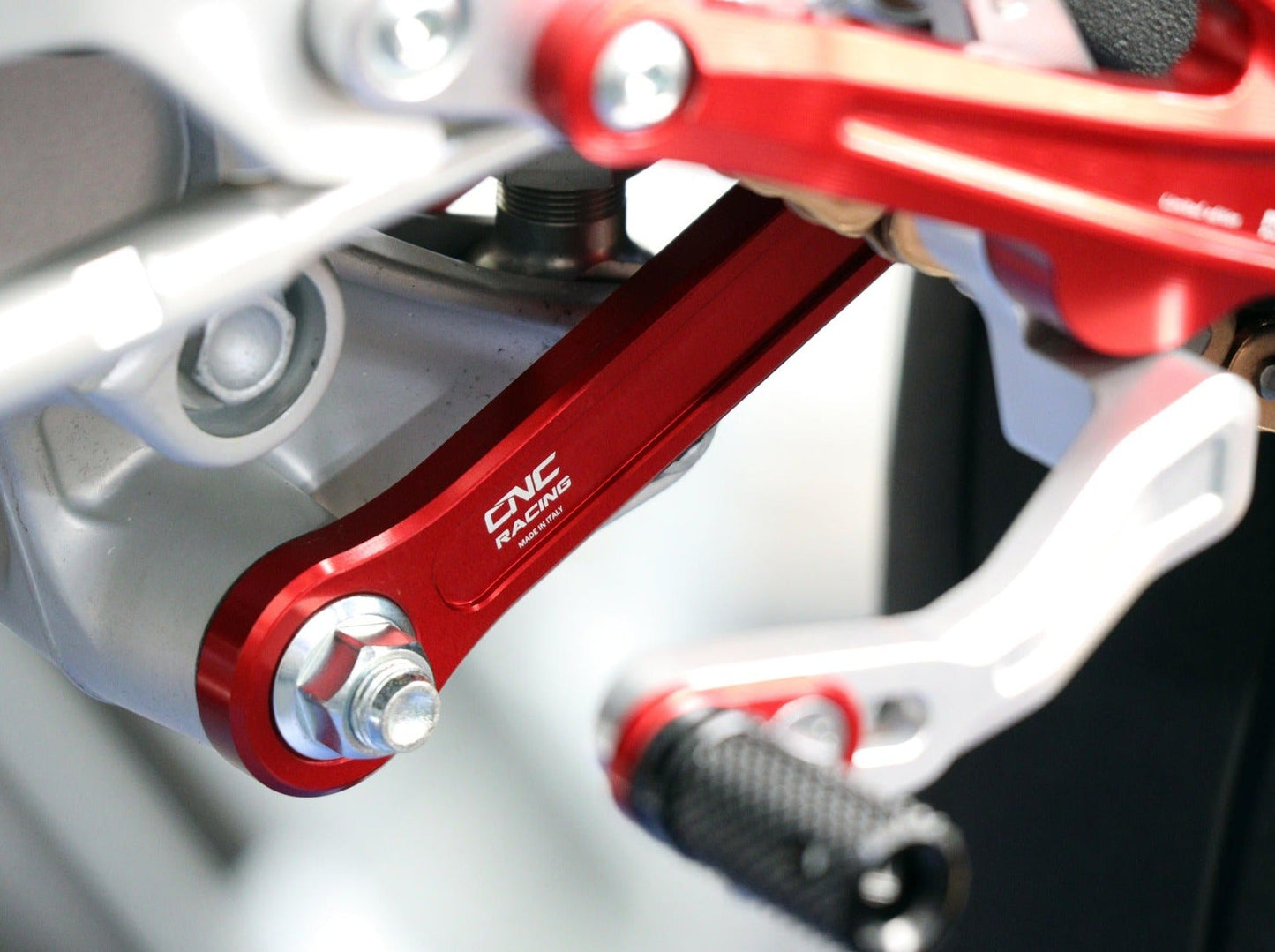 TR100 - CNC RACING Ducati Panigale V4 (2020+) Rear Shock Absorber Tie Rods (lower seat position)