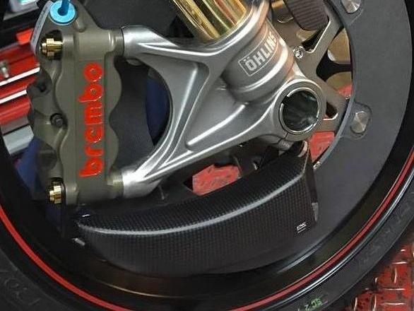 ZA701 - CNC RACING Aprilia RSV4 / Tuono V4 (2015+) Carbon Front Brake Cooling System "GP Ducts"