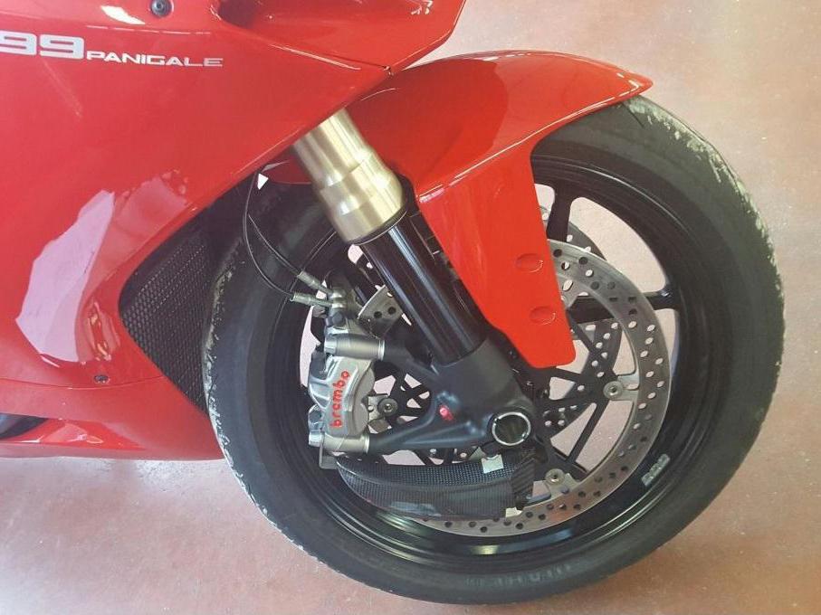 ZA701 - CNC RACING Ducati Panigale 1199S/1199R/1299S Carbon Front Brake Cooling System "GP Ducts"