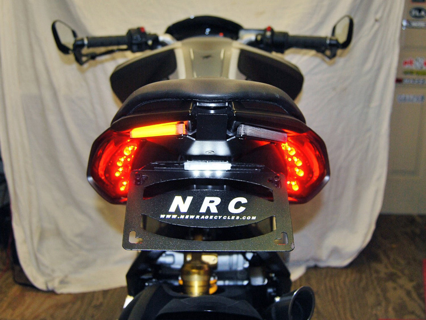 NEW RAGE CYCLES MV Agusta Dragster 800 (14/17) LED Fender Eliminator