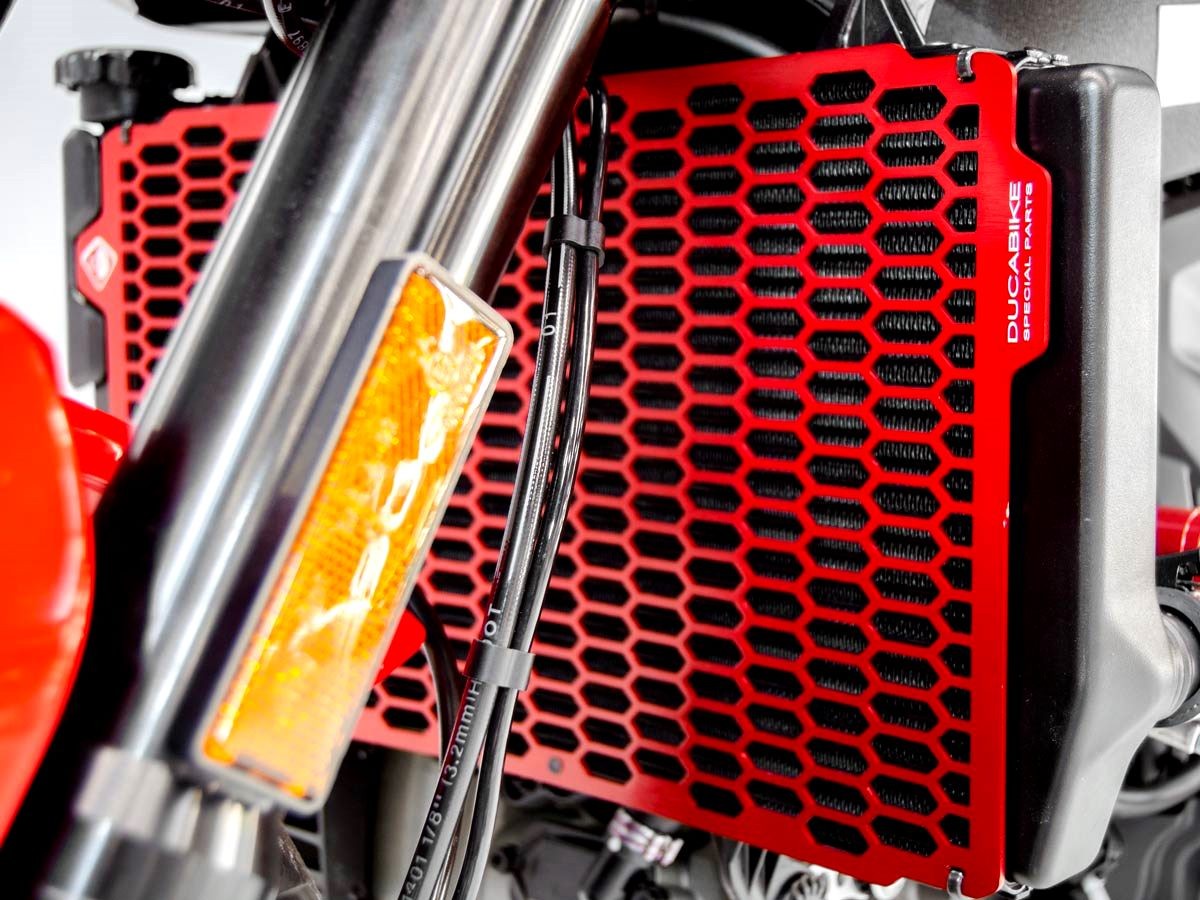 GR11 - DUCABIKE Ducati Monster 950 (2021+) Water Radiator Guard