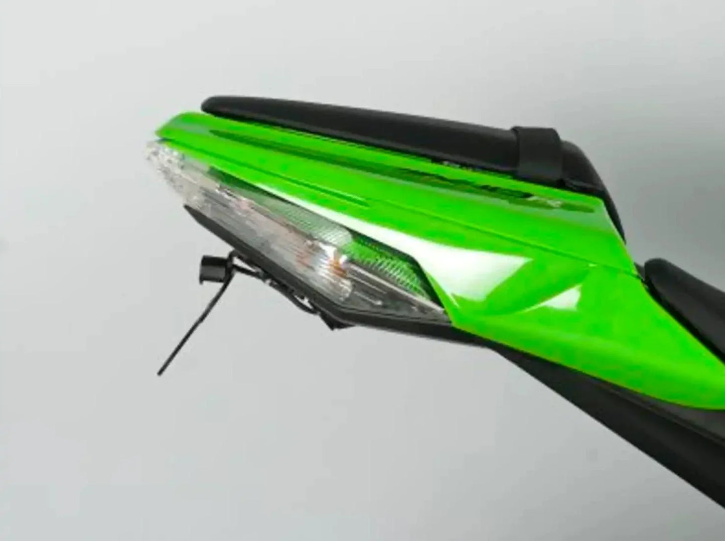 LP0101 - R&G RACING Kawasaki ZX-10R (11/15) Tail Tidy – Accessories in the 2WheelsHero Motorcycle Aftermarket Accessories and Parts Online Shop