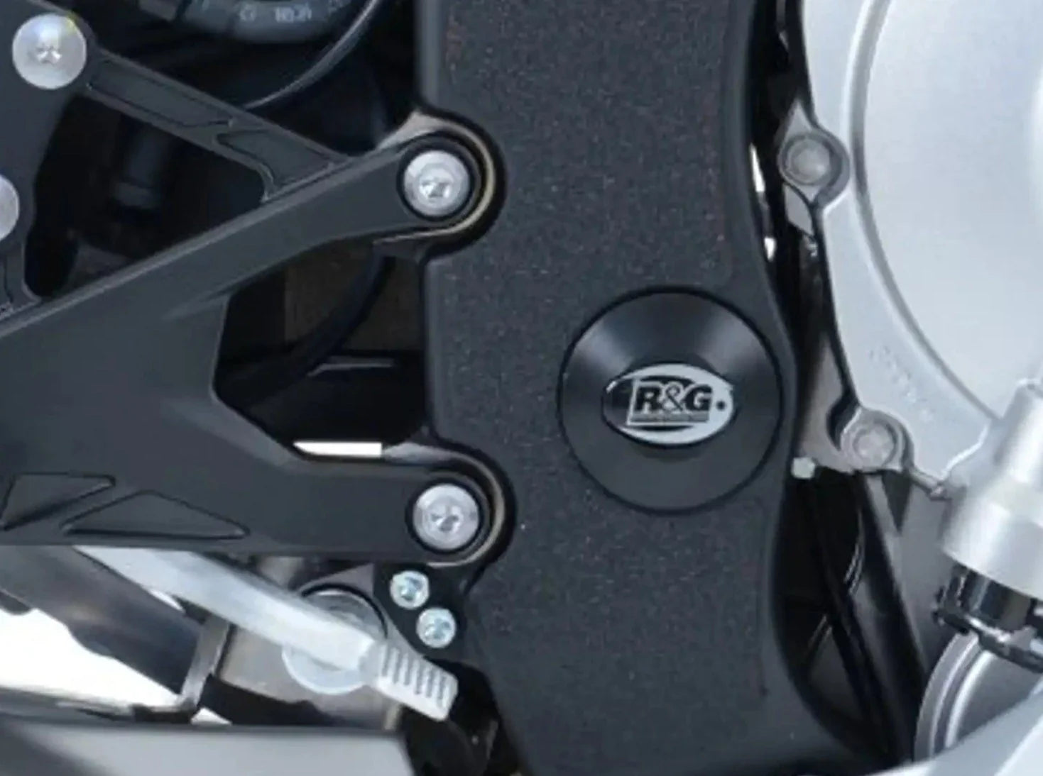 FI0102 - R&G RACING Yamaha YZF-R1 / MT-10 Lower Frame Plug (right side) – Accessories in the 2WheelsHero Motorcycle Aftermarket Accessories and Parts Online Shop