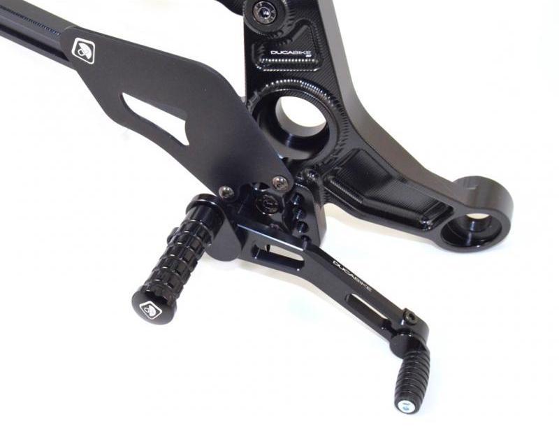 PRM12E01 - DUCABIKE Ducati Monster 821/1200 Adjustable Pilot Rearset